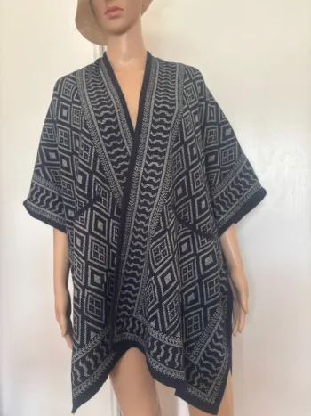 🛑cape/poncho🛑T.unique