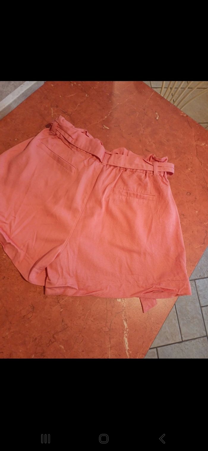 Short fille taille 12 ans - photo numéro 3