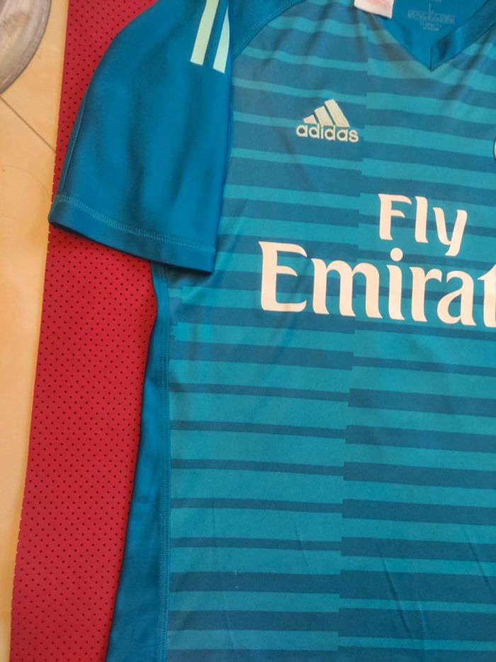 Maillot de foot Courtois Real Madrid, Adidas Authentique Officiel taille enfant 13/14 ans - photo numéro 4
