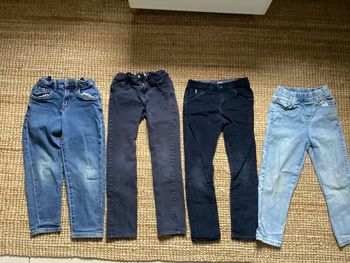 Lot 4 pantalons