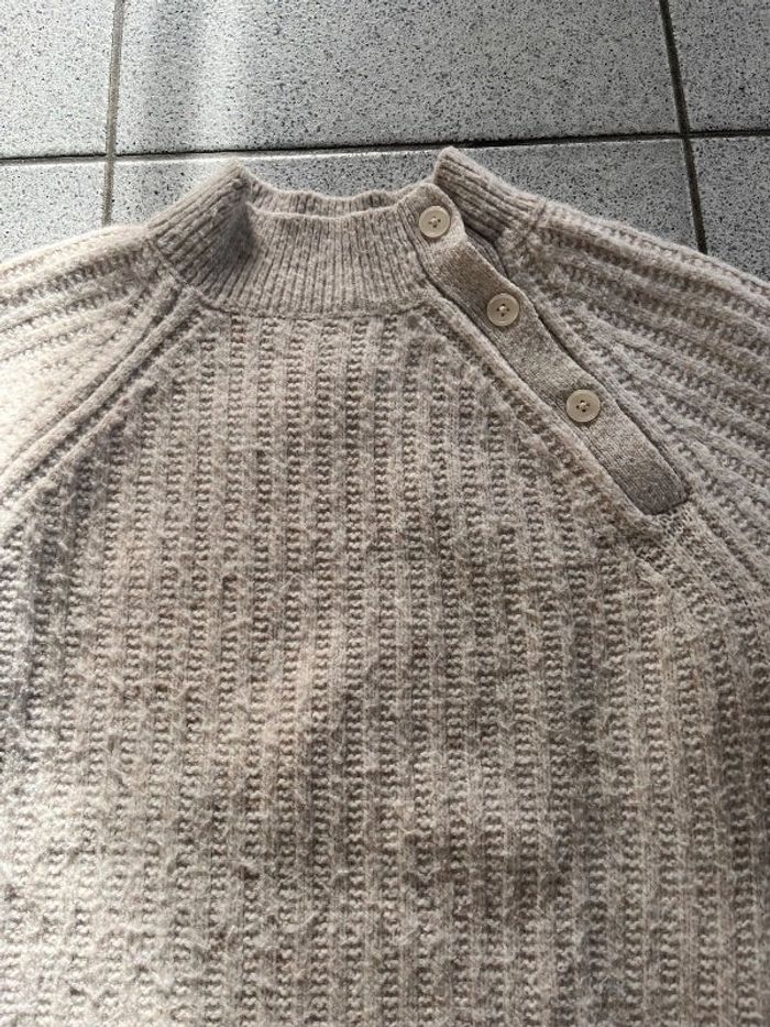 Pull col haut