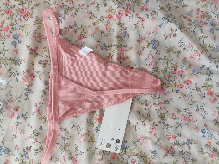 String neuf rose pâle coton taille M / L - photo numéro 2