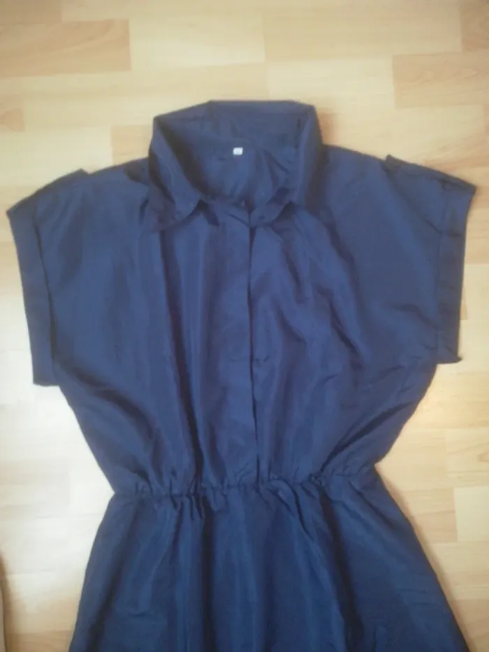 Robe courte - photo numéro 2