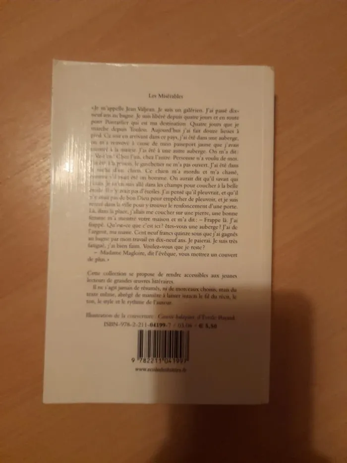 Les Misérables de Victor Hugo - Classiques Abrégés - photo numéro 4