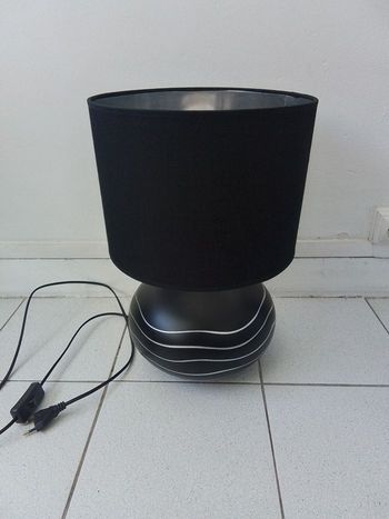 Lampe à poser Bridget noir/argenté. Seylumiere