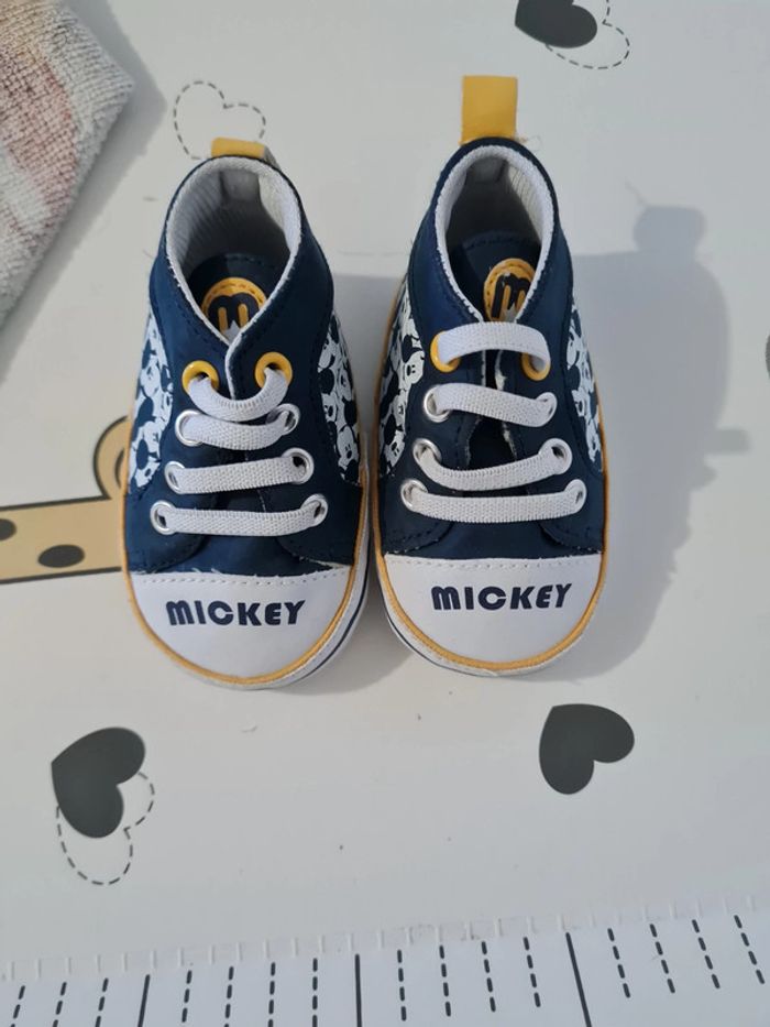 Chaussure mickey - photo numéro 2