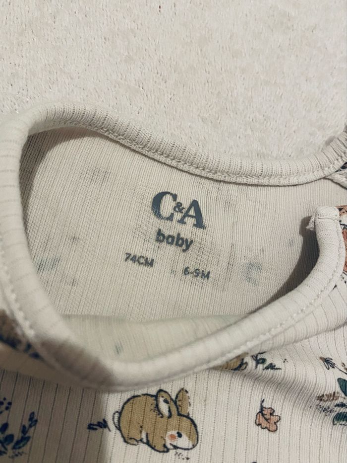 Ensemble fille 6-9 mois – Pyjama / tenue motifs animaux de la forêt – Très bon état - photo numéro 3