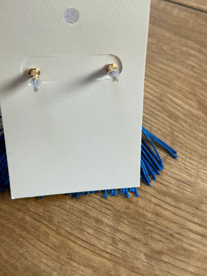 Boucle d’oreille bleu - photo numéro 2