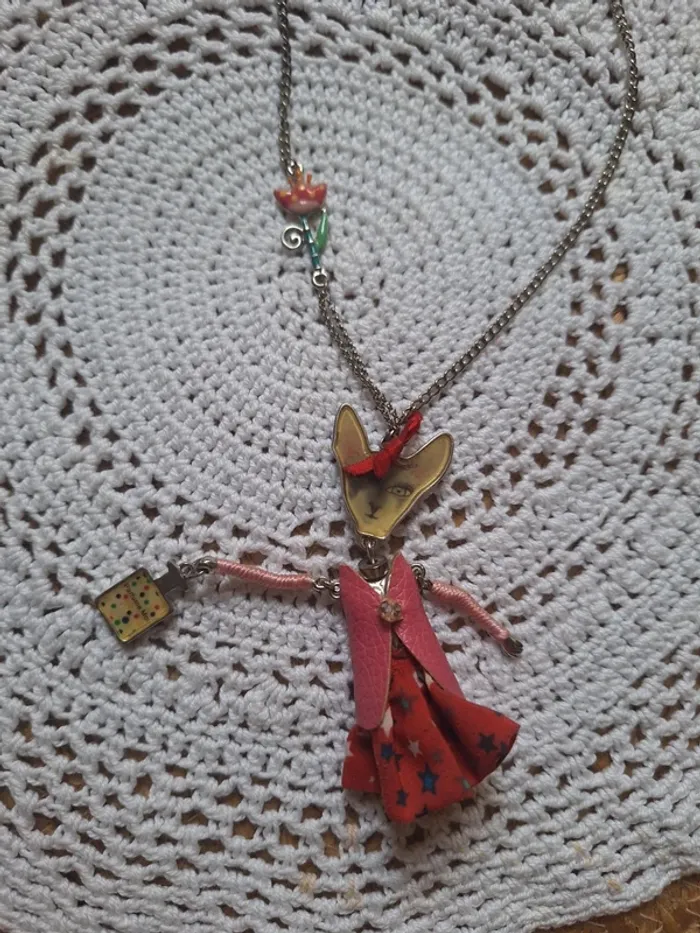Collier LOL bijoux - photo numéro 4