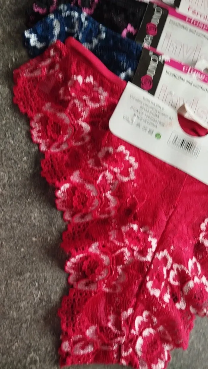 Lot de 5 culottes dentelle femme divers coloris taille 34/36 - photo numéro 6