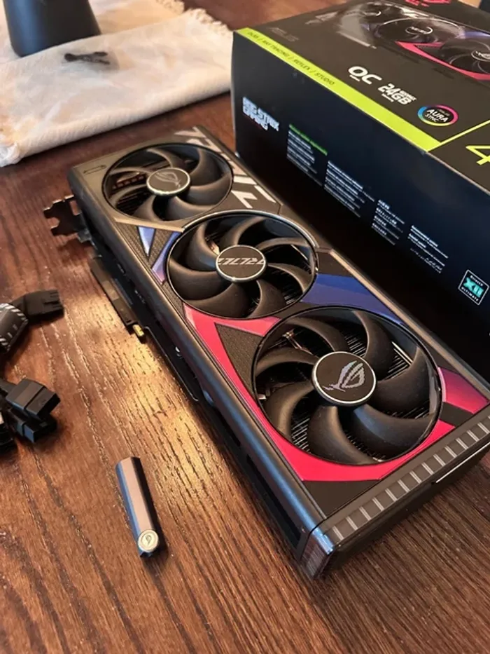 ROG Strix gaming GeForce RTX 4090 - photo numéro 4