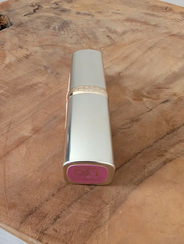Rouge à lèvres mât androgyne 130 L'Oréal - photo numéro 4