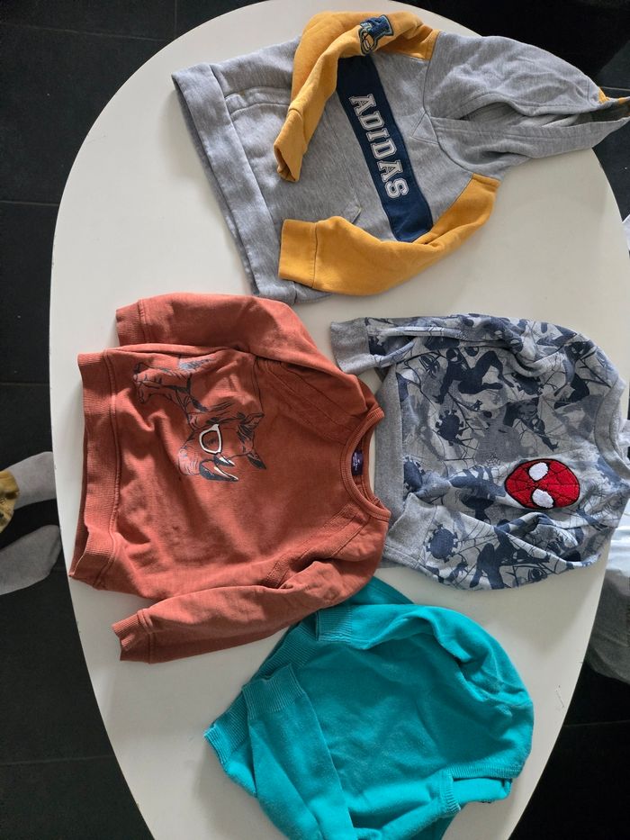 Lots pull et vestes 3 ans - photo numéro 2