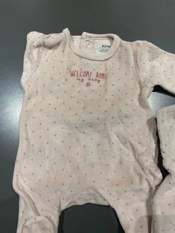 lot de 2 pyjamas kiabi en 1 mois - photo numéro 3