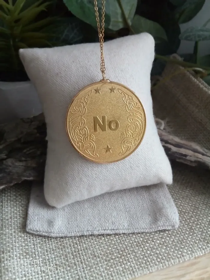 Collier médaillon réversible yes/no - photo numéro 2
