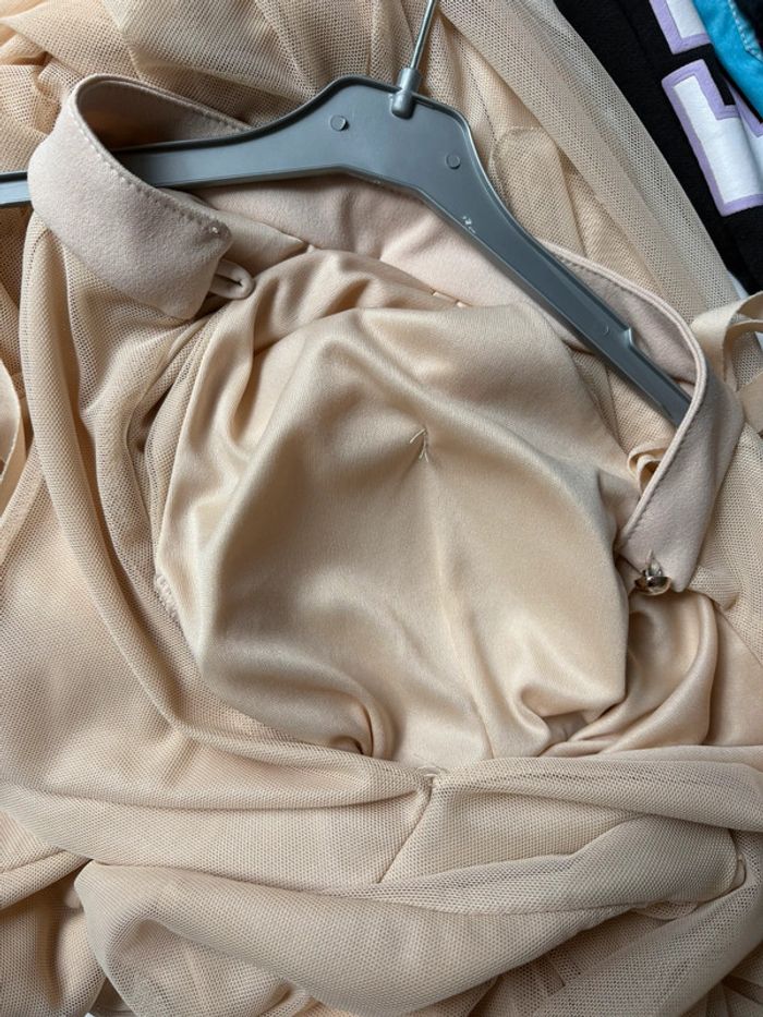 Robe longue de cérémonie tulle beige DS Sélection taille unique très bon état - photo numéro 8
