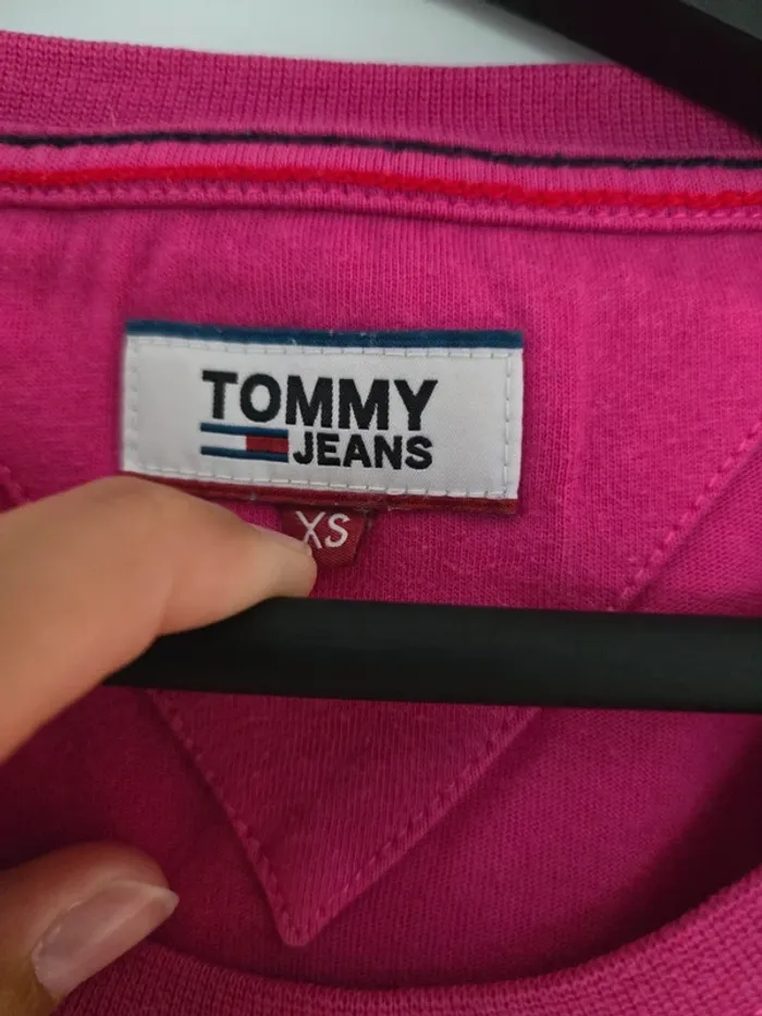 Tee shirt rose tommy - photo numéro 3