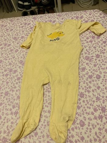 Pyjamas taille 6 mois