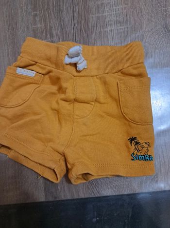 Short jaune Simba roi lion 9 mois