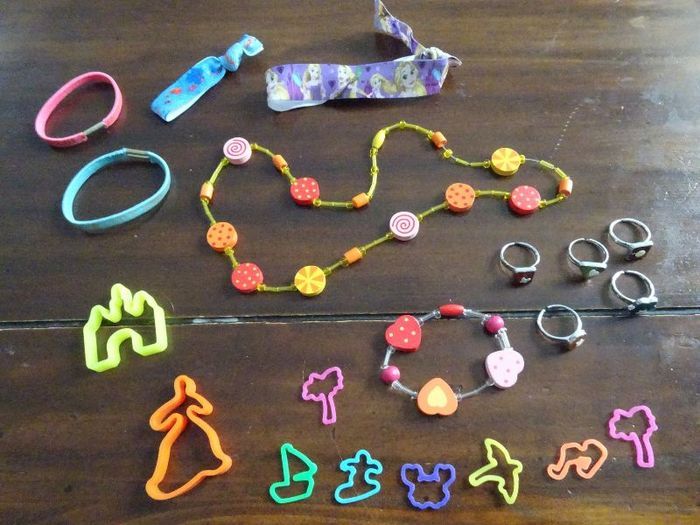 Lot de 20 bijoux et accessoires pour Fille