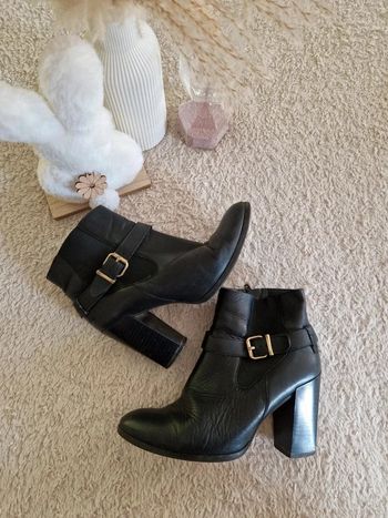 Bottines noires_P.40
