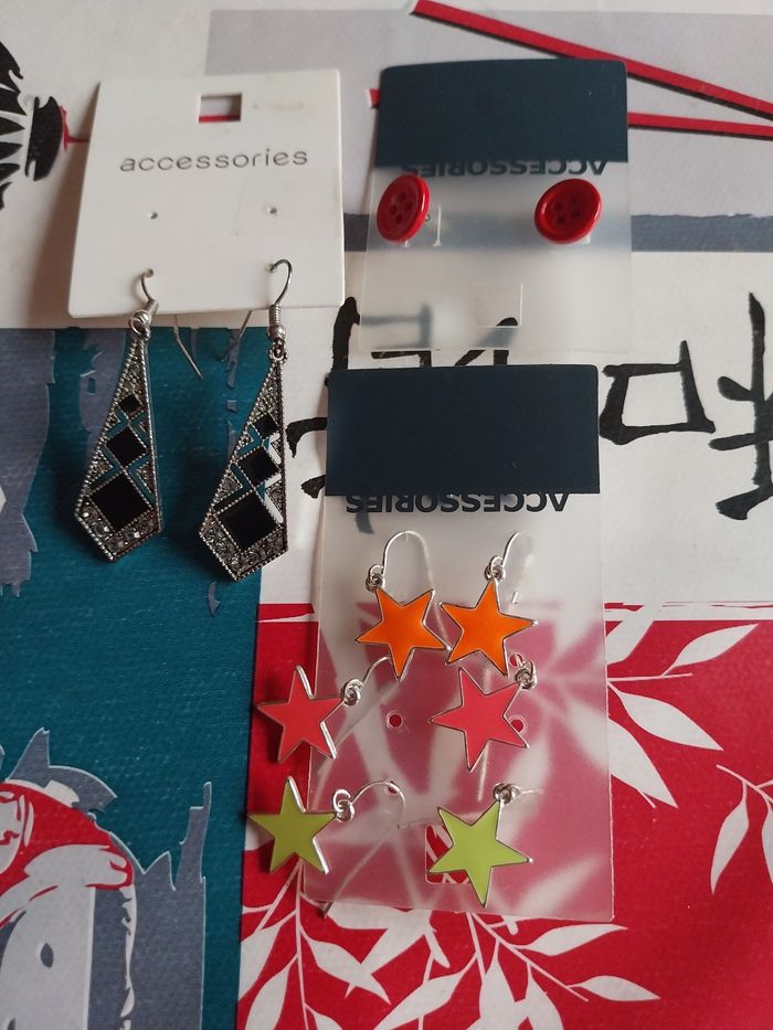 Lot de 5 paires de boucles d oreilles neuves - photo numéro 1