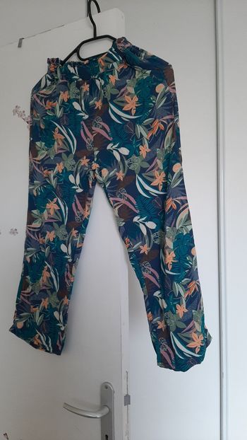 Pantalon fleuri pour l été 