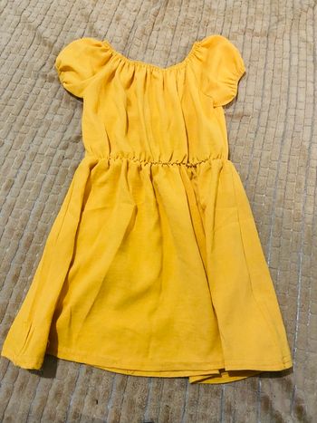 Robe jaune