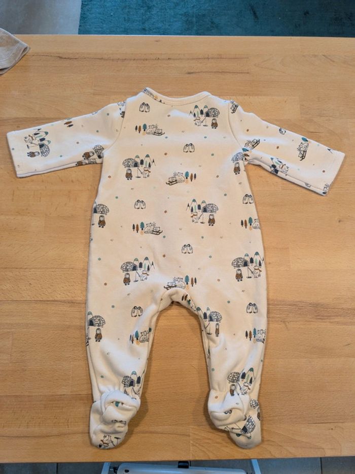 Tao - 3 mois - Pyjamas velours - photo numéro 6