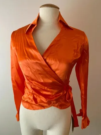 Top cache-coeur Orange Charo Azcona