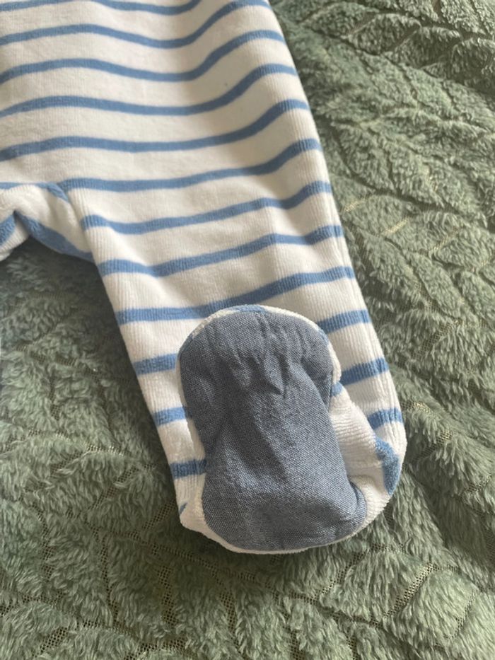 Pyjama 3 mois - photo numéro 4