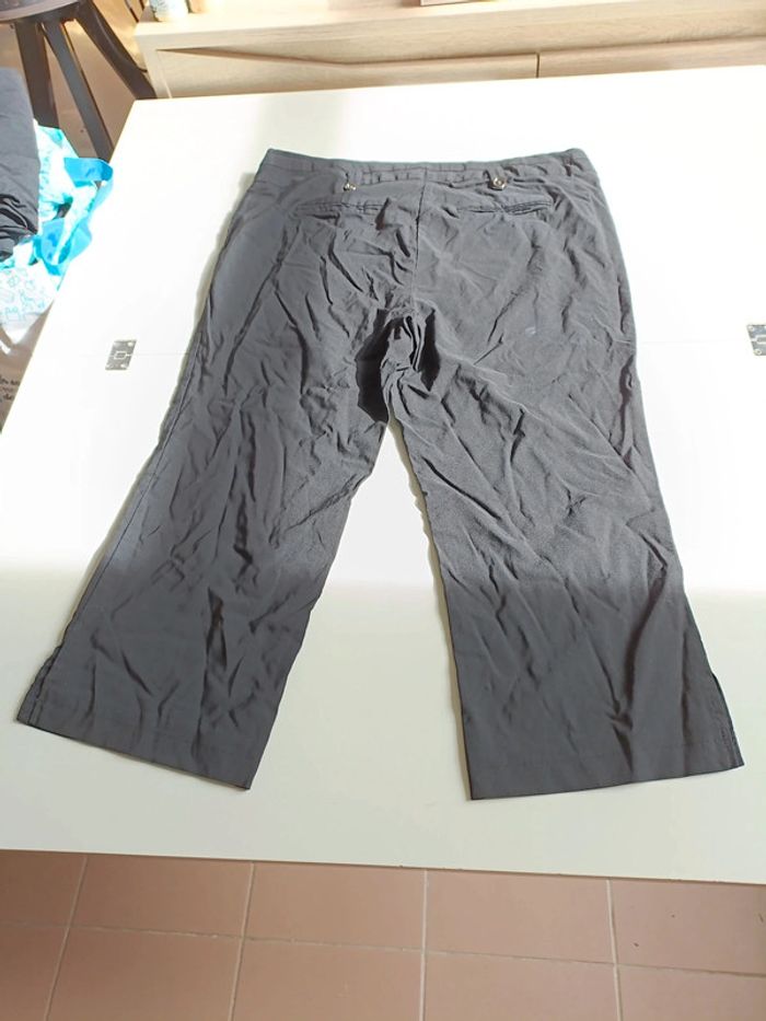 Pantacourt noir Kiabi taille 50 - photo numéro 7