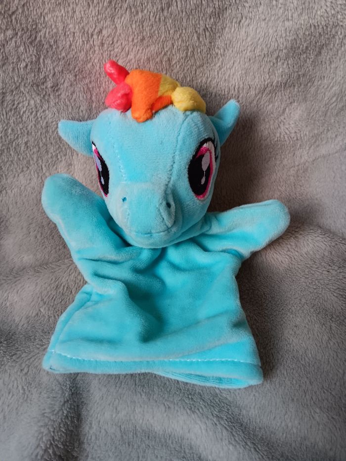 Peluche marionnette my little pony rainbow dash hasbro 2019