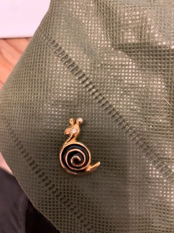 Broche pins escargot vintage