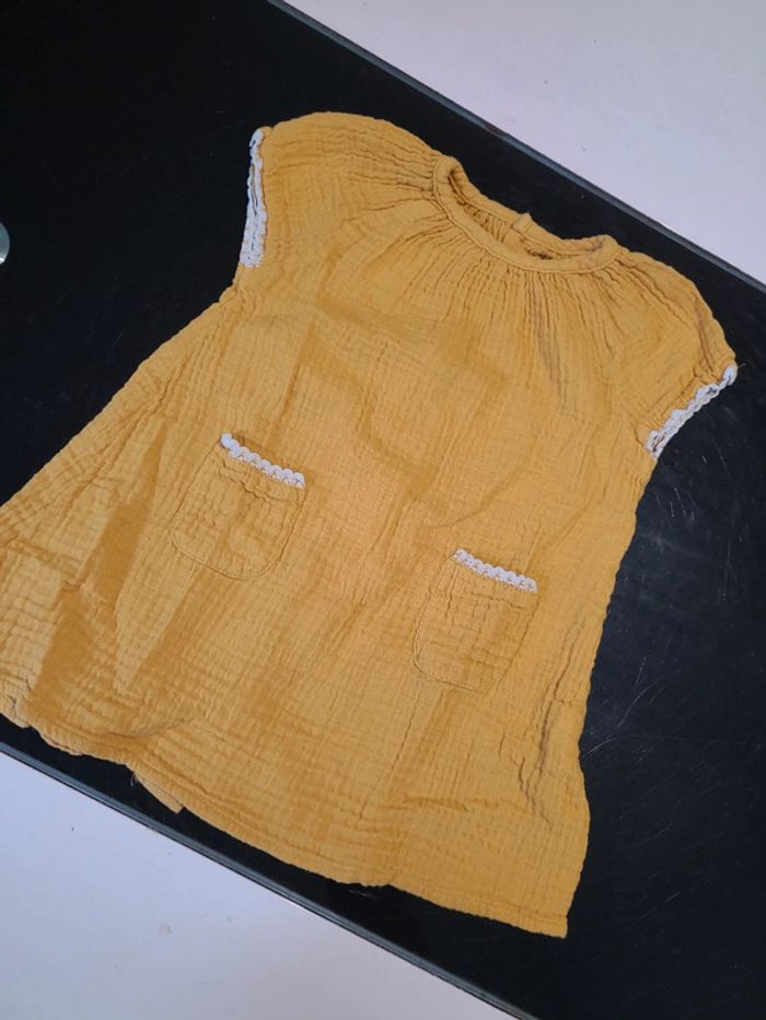 Robe jaune