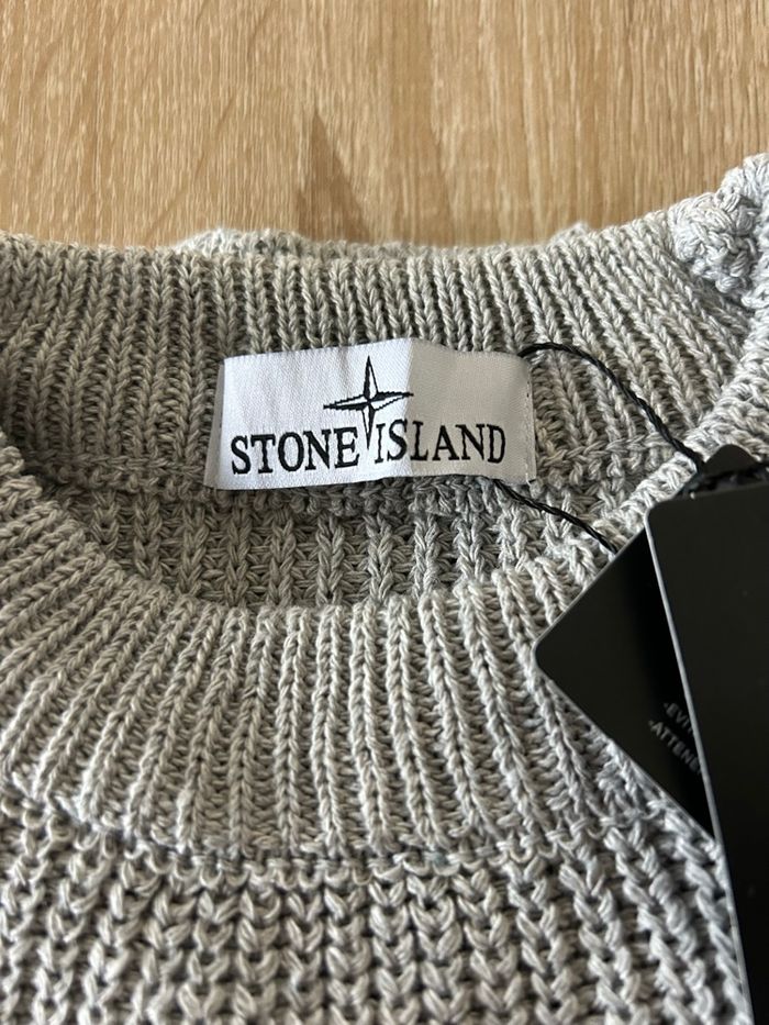 Pull stone island gris - photo numéro 2