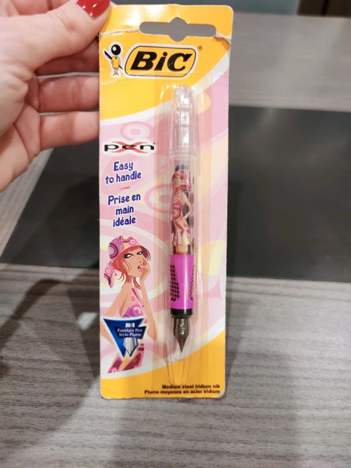 Stylo plume Bic