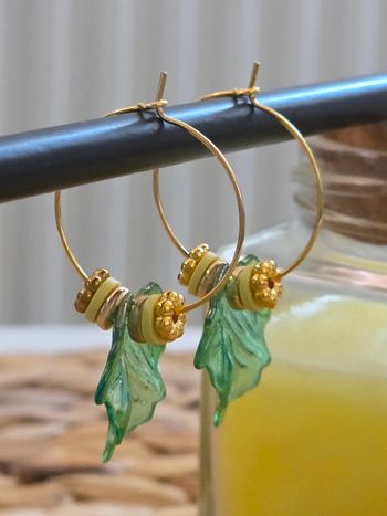 Paire de boucles d'oreilles fantaisie neuves