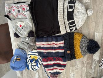 Lot d’accessoires garçon T2/3/4 ans