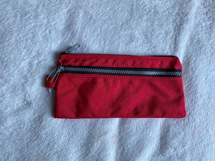 • Trousse souple neuve • - photo numéro 2