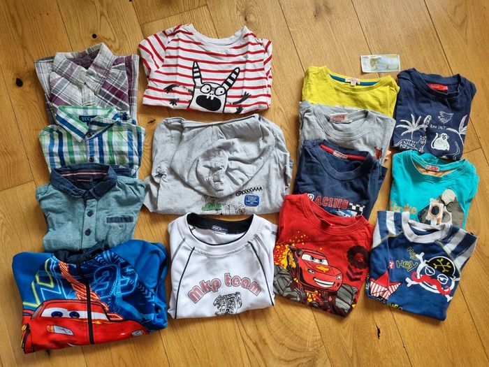 Lot 6 ans 14 articles sgmj,cars,petit béguin