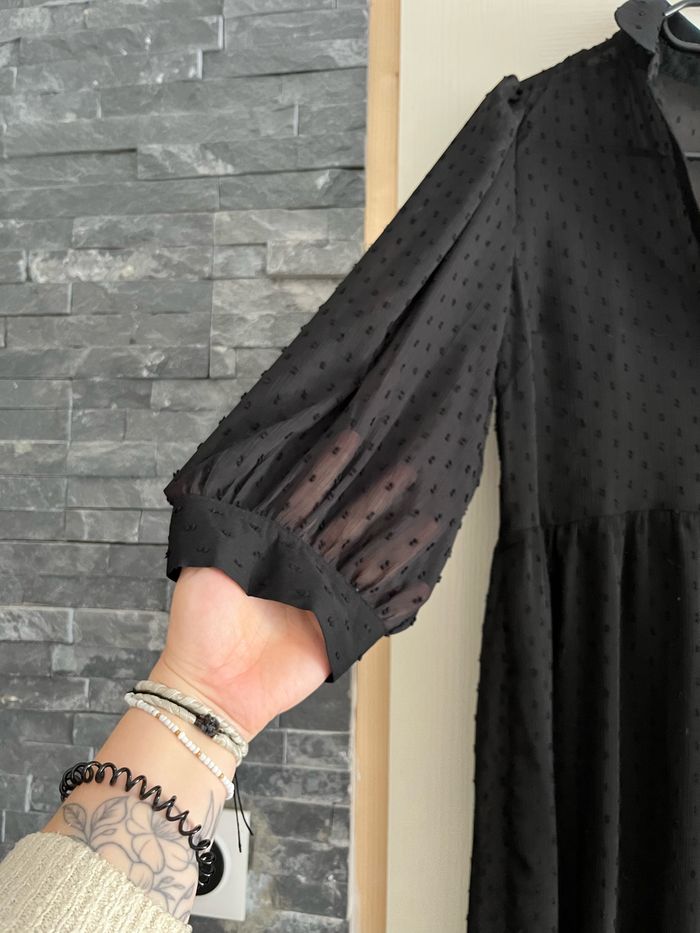 Robe neuve t 38 - photo numéro 4