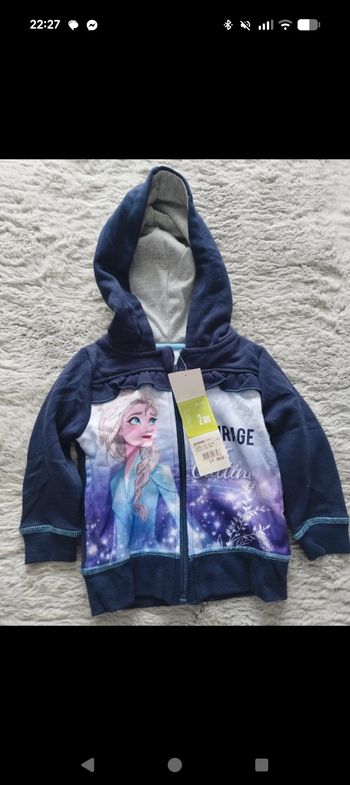 Veste Disney 2 ans neuve