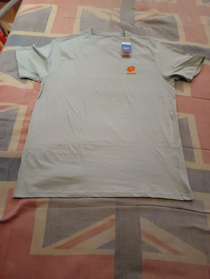 Lot de deux t-shirts loto