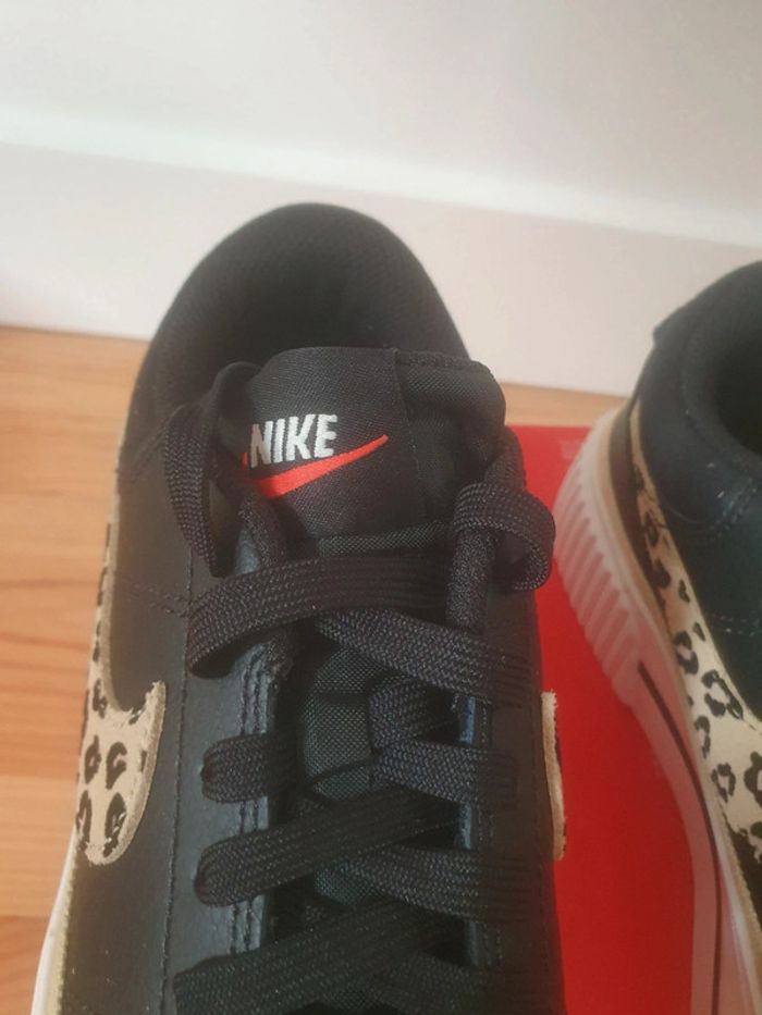 Nike Plateforme "Léopard " (36.5) - photo numéro 4