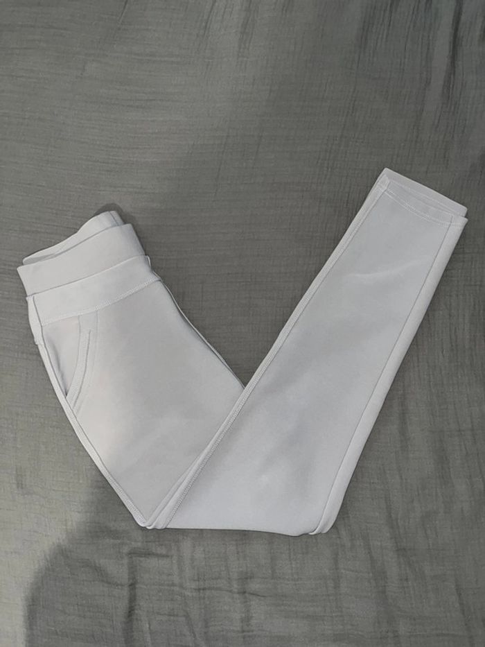Pantalon style legging