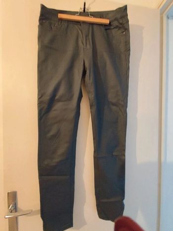 Pantalon huilé neuf anthracite taille 2XL 44 très extensible
