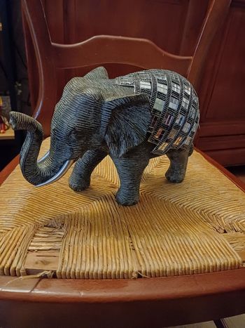 Decoration éléphant 20 cm