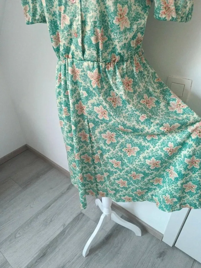 🌸 Robe vintage fleurie fait main – Taille 44 - photo numéro 4