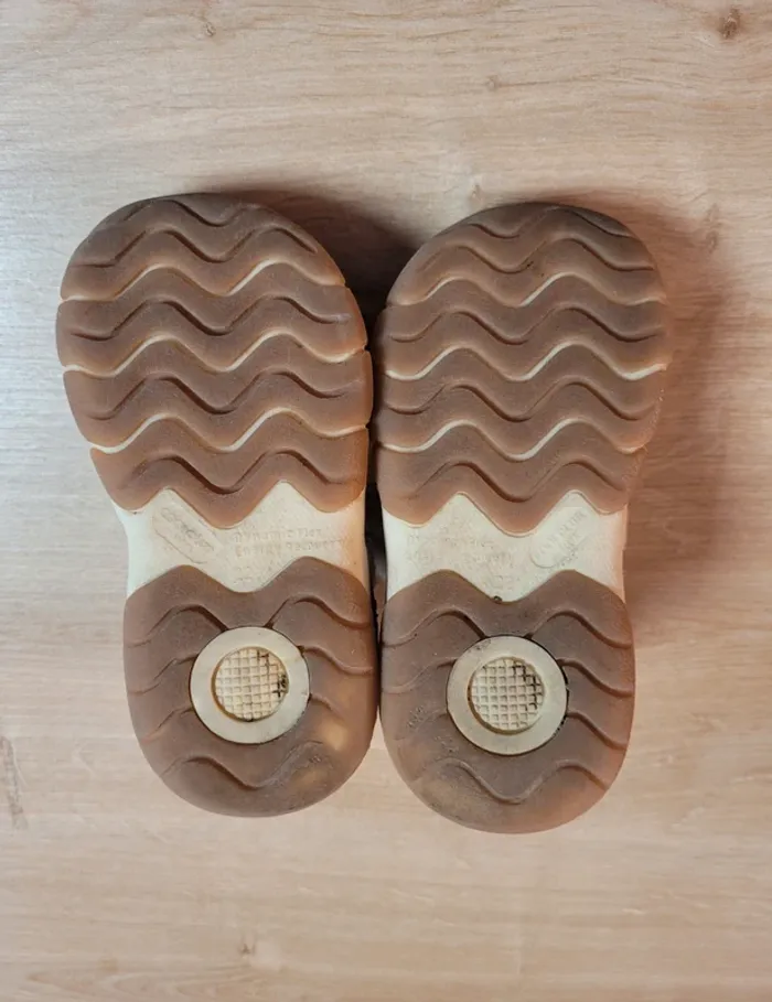 Sandales bébé fille en cuir taille 22 - photo numéro 9